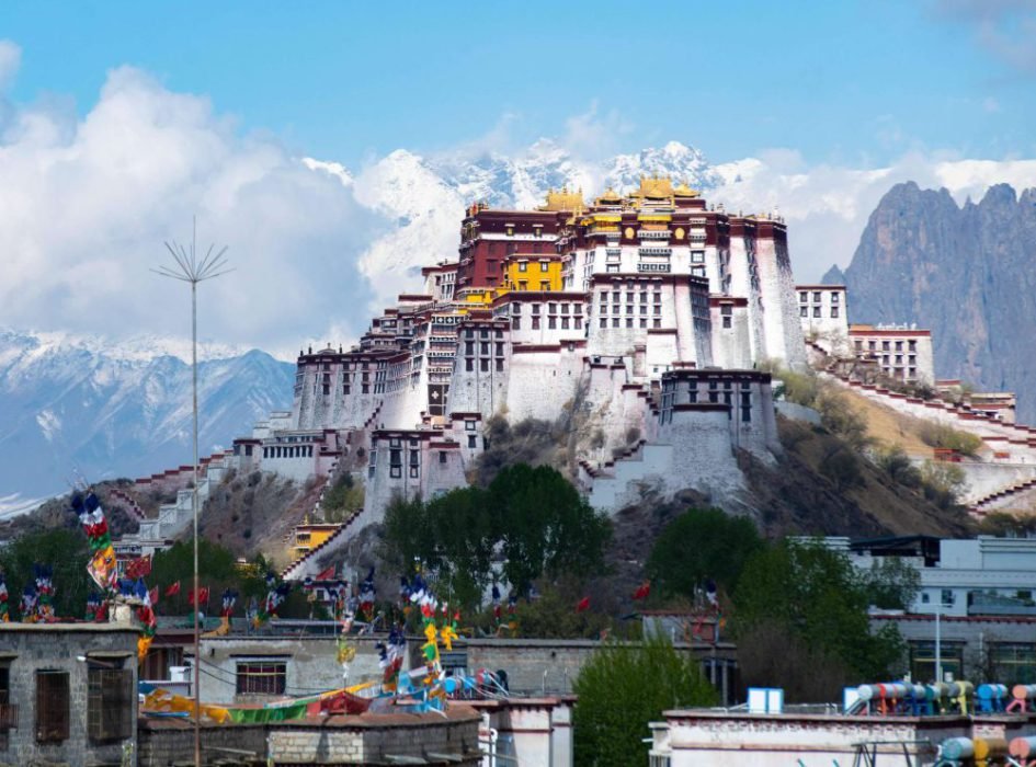 Tibet from Nepal: Your Ultimate Journey with Mountain Treks Nepal