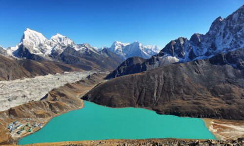 Everest Base Camp Trek with Gokyo Lake via Chola Pass