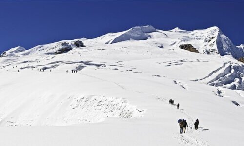 Mera Peak Climbing: Choosing the Right Trekking Agency
