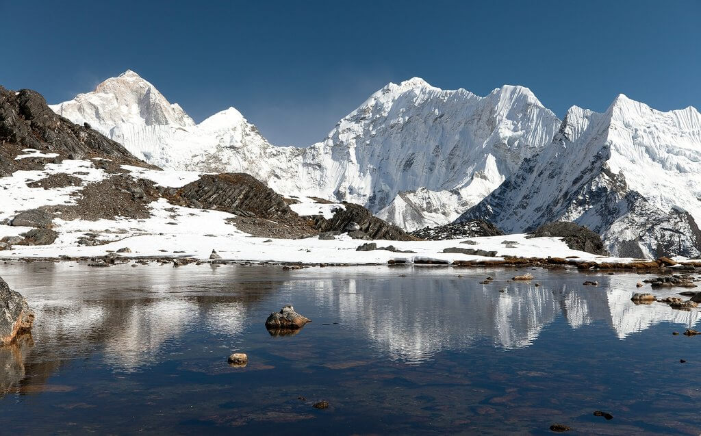 Essential Tips for Trekking to Makalu Base Camp