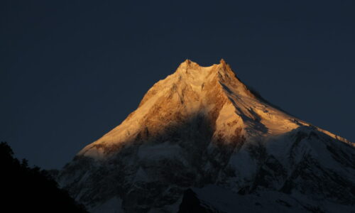 Manaslu CIrcuit Trek