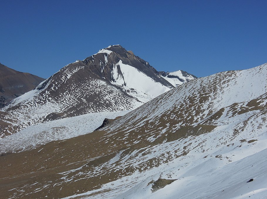 dhampus peak
